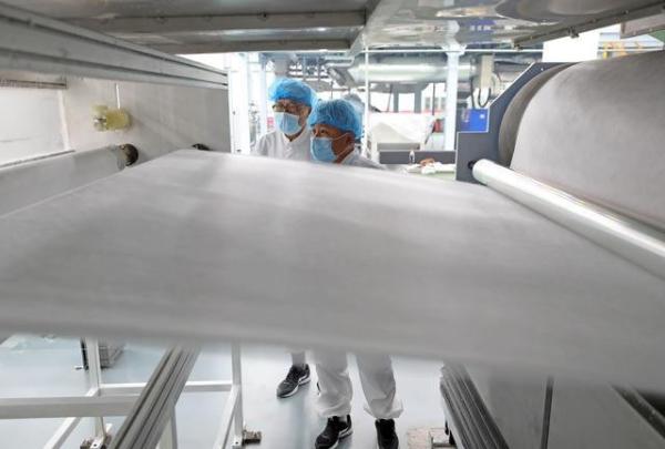 Asia China Factory Meltblown Nonwoven Production Line Fabric Making Machine with CE for Mask Materials