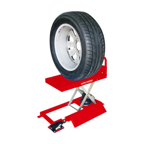 450mm Height Wheel Lifting Equipment / Car Tyre Balancer 8 - 10bar