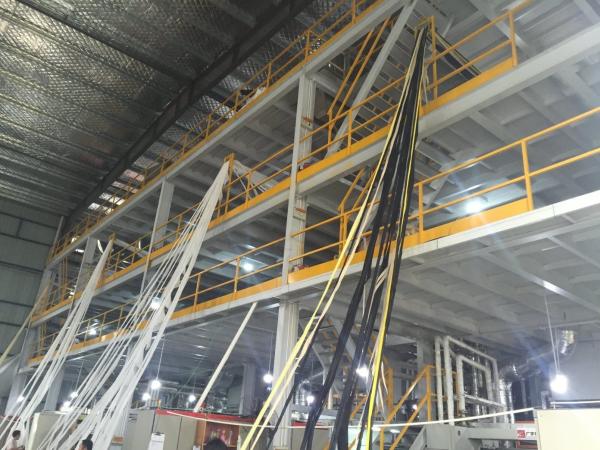 13-14 Tons Ss Nonwoven China Baby Diaper Machine Jinxin-2400