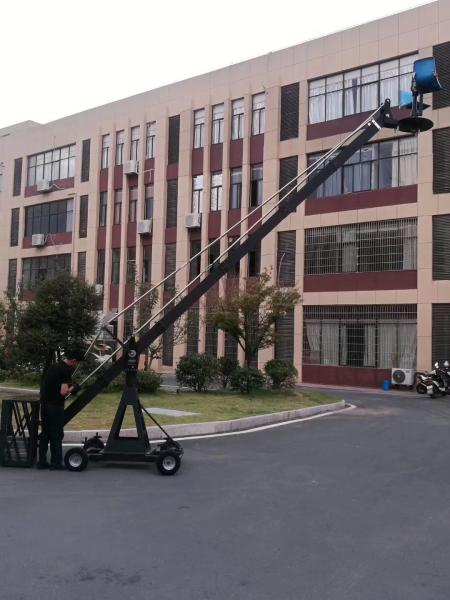 500kg Scissor Camera Crane , Long Arm Mobile Camera Crane