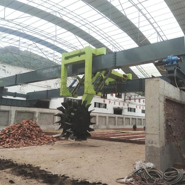 Wide working width wheel type organic fertilizer compost turner making machine for sale