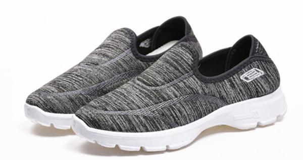 New Style Casual Shoes Fashion Shoes Flyknit Shoes Suede Leather Sneaker Shoes Sport Shoes Walking Jogging Running Shoes Ladies Shoes Injection Shoes Footwear