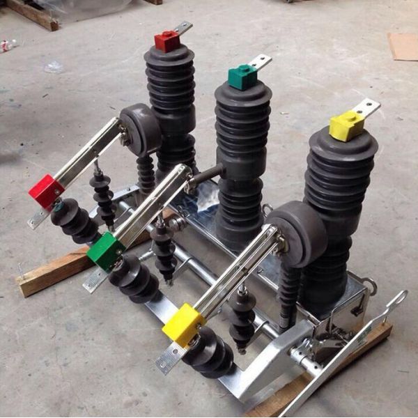 Outdoor High Voltage Vacuum Circuit Breaker Kampa 12kv / 630a 25ka