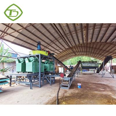 Cow manure double roller extrusion granulation production line