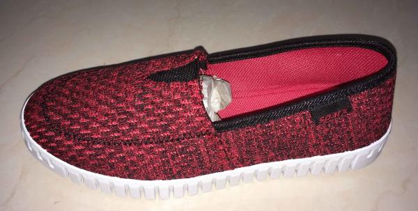 Lady Injection Shoes Fashion Shoes Flyknit Shoes Fabric Sneaker Shoes Sport Shoes Walking Jogging Running Shoes Casual Shoes Ladies Footwear