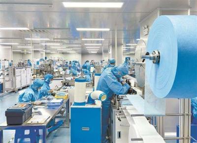 High Speed Thermal Film Laminating Machine , Protective Clothing Automatic Laminated Machine With Glue