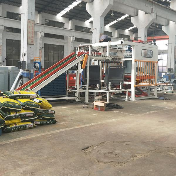 Hot sale animal feed high position manipulator palletizing machine manufacturer for fertilizer plant