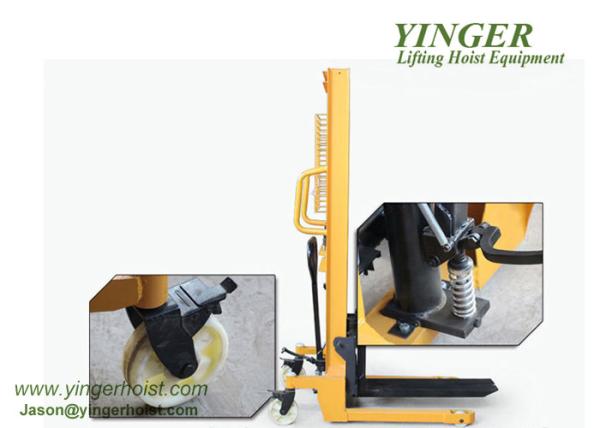 Material Handling Hydraulic Pallet Stacker 680mm Fork Width To Transport Components mobile pallet truck ride on pallet
