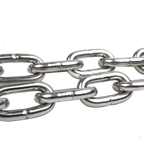 Corrosion Resistance Lifting Accessories For Cranes Welded Chain Structure