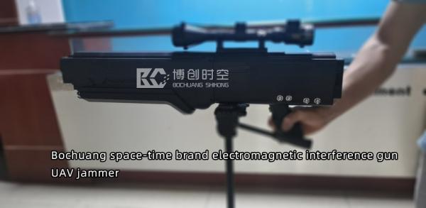 UAV jammer 1500m aviation control equipment one key drive one key local forced landing UAV reaction equipment
