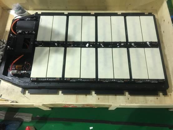 The charging function  10KW 20KW 30KW   on and off Grid solar  power  inverter for home ues   5 years