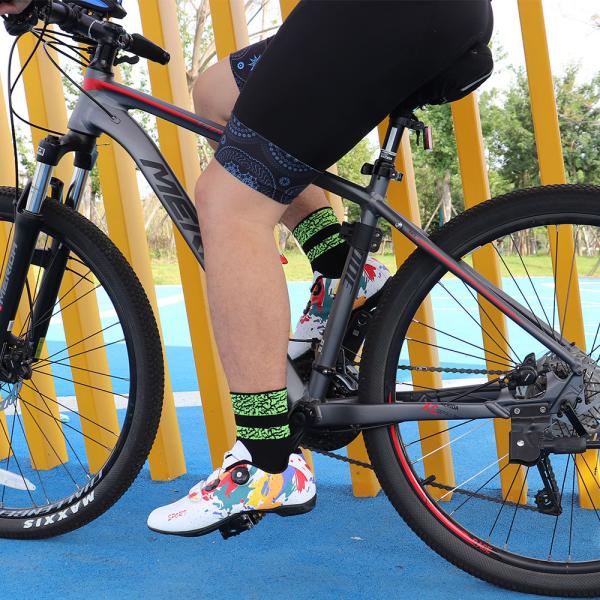 Fashion Brand Bicycle Cycling Socks Men Women Professional Breathable Sports Socks