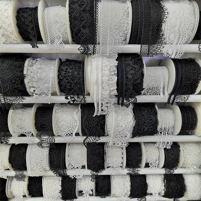Polyester White Embroidered Lace 3d Flower Guipure Lace Embroidery Fabric