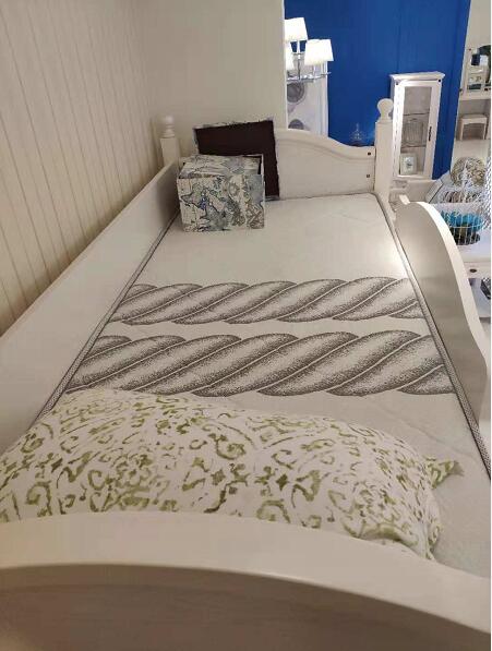 Modern Simple Two Levels Childrens Single Beds With Ladder And Cabinet