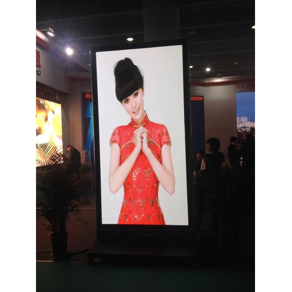 3mm LED Advertising Billboards RGB 3 In 1 LED Advertising Screen For Media Player