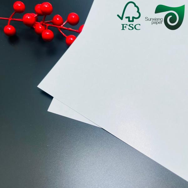 320 grammes FSC 300 grammes C2S papier bleu noir 71 cm 95 cm Pour jouer aux cartes