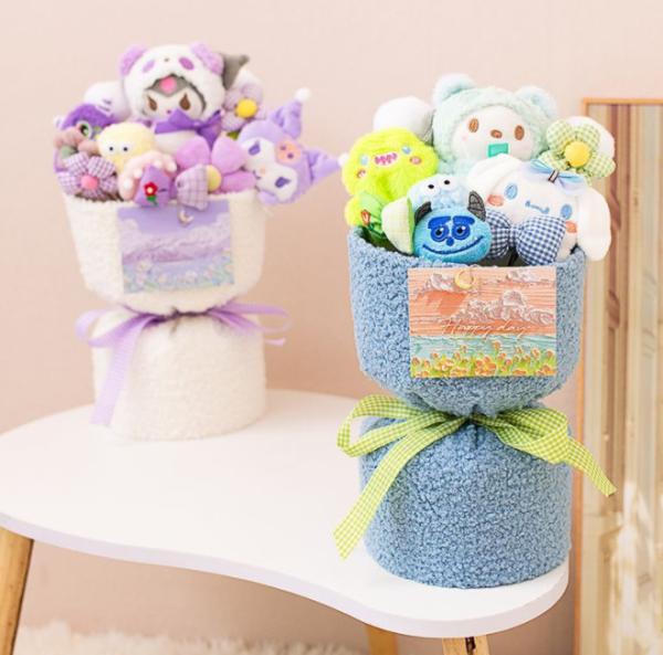 Boquete de muñecas de peluche