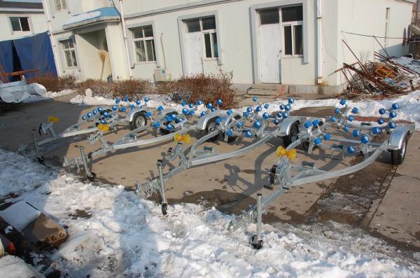 Single Axle Galvanized Steel Boat Trailer 680 Cm 356 Kgs For Fiberglass Boats