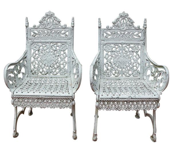 Classical European Cast Iron Decor Aluminum Garden Table & Chair Table End