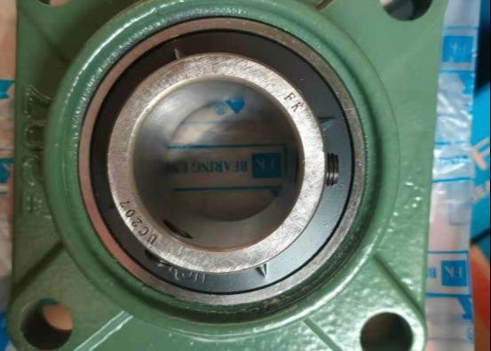 V1 V2 UCT207 Pillow Ball Bearing In Mining Metallurgy