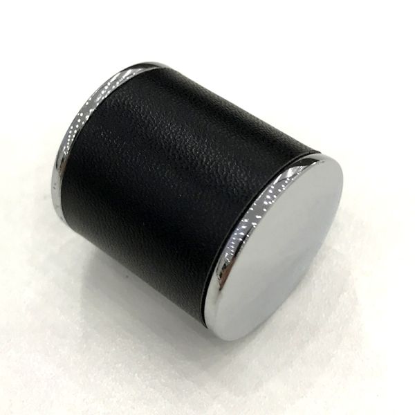 China Factory Shiny Zamac Perfume Bottle Caps Customized Colorful  Zamac  Cap Cylinder Perfume Bottle With Customized Logo