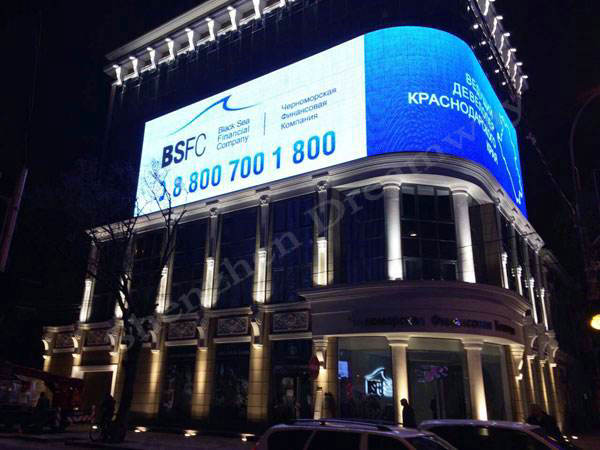 10mm Pixel Pitch Outdoor Led Display Signs Advertising 1/2 Scan Driving Method