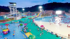 Interactive Giant Wave Pool Pressure - Type Wind Tunnel / Vacuum Device Making