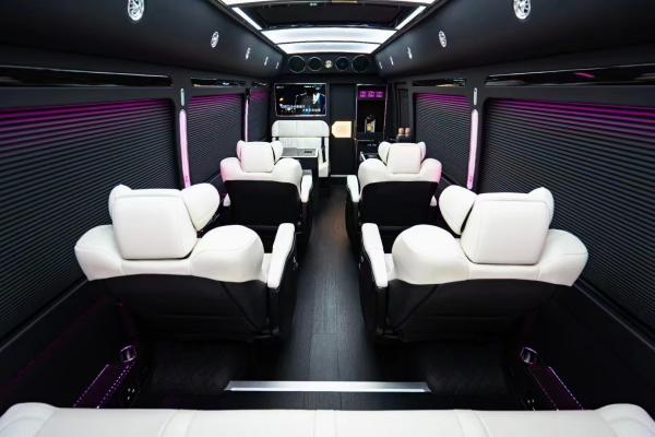 Toyota Coaster 12 Seater Tourist Bus Gasoline Rear Drive 4×2 Manual Transmission