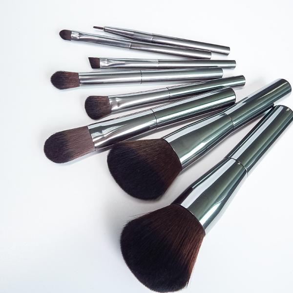 8 Pieces Cosmetic Makeup Kit Face Soft Synthetic Hair