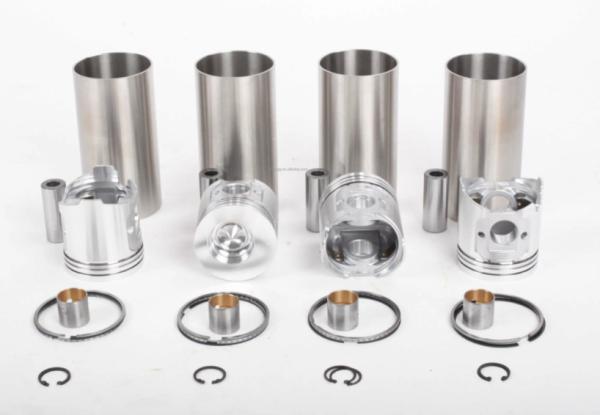Construction Machinery Excavator Diesel Engine 4TNE94 Piston Engine Liner Kit 129904-22120 Ym129903-22120