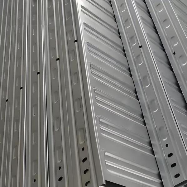 UV Resistant Rectangular Electrical Cable Trough Steel For Maximum Cable Protection