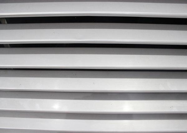 ISO de alumínio vertical horizontal do sistema GV da máscara de Sun para a ventilação/fachadas da parede