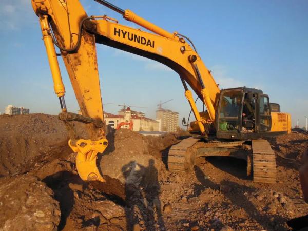 Specialized Tip Design Digger Hydraulic Ripper For Mining And Excavation