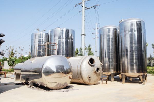 300 Square Meters Area Needed for Waste Tire and Plastic to Fuel Oil Pyrolysis Machine