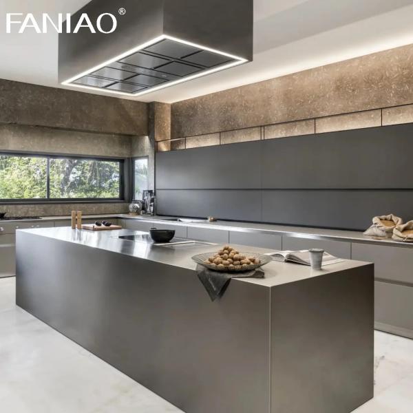 Meubles de cuisine intelligents Armoires de luxe en acier inoxydable Armoire de cuisine moderne