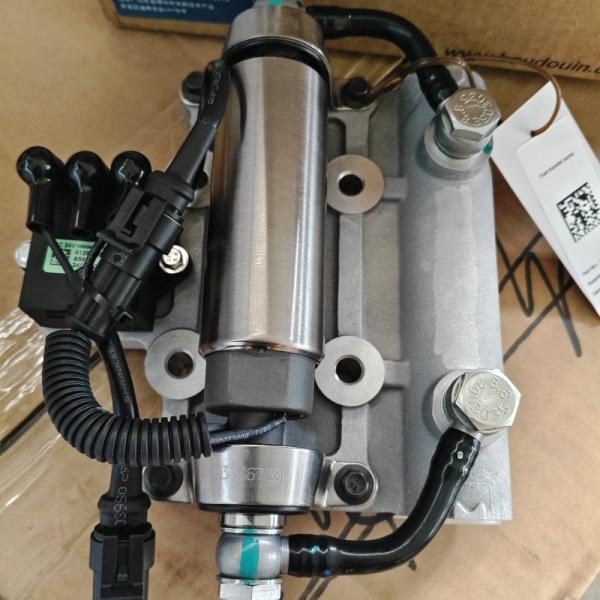 Weichai Baudouin 12M55 engine parts НАСОС ТОПЛИВНЫЙ 1001555460  Oil pump Cheap and fine