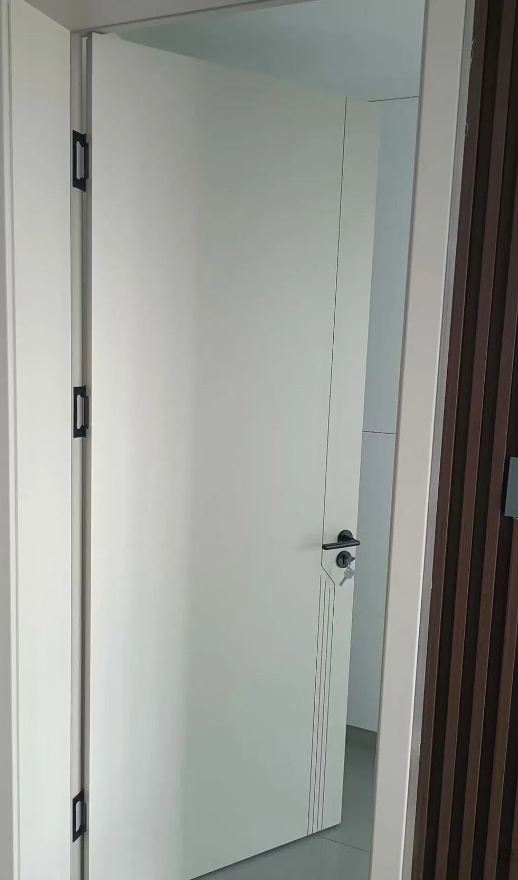 Waterproof Laminated Solid Wood Interior Door with Minimalist Design for Bedroom and Study