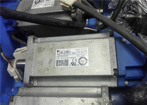 Industrial  Yaskawa Electric   Servo Motor  SJME-04AMA41   3000RMP  1.27N.m  400W