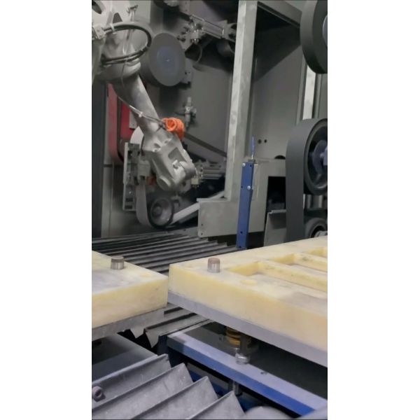 Precision Robotic Surface Finishing Grinding Machine Fully Automated 380V