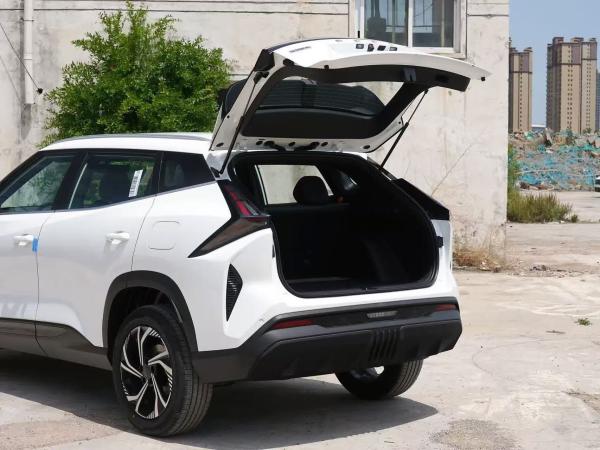 Boyue 2024 1.5TD Longteng Edition 7 vitesses 5 portes 5 places SUV 1.5T 181 HP L4 édition