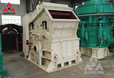 Máquina do triturador de impacto do cimento da grande capacidade para o setor mineiro