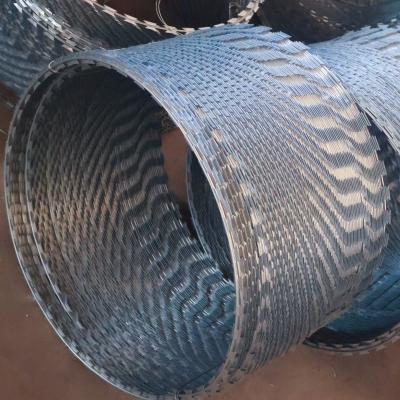 BTO-22 Type Galvanized Barbed Concertina Razor Coil For Safety Protection Constantine Wire