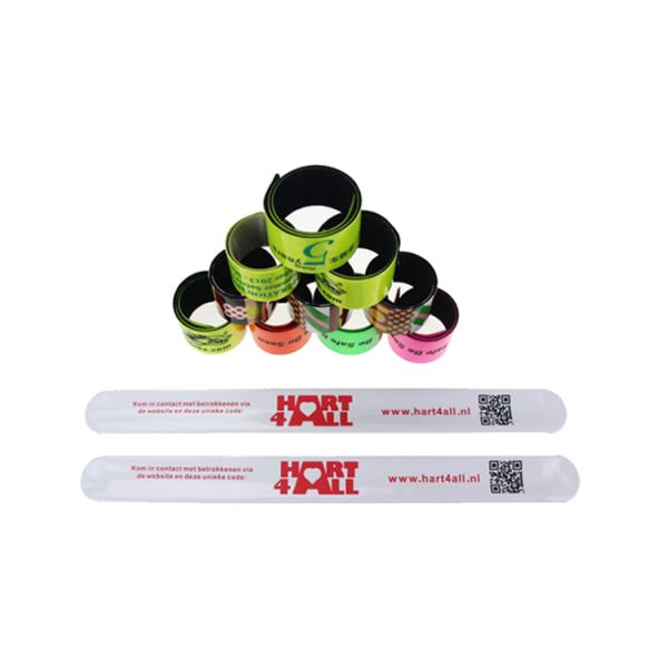 Non Toxic PVC Reflective Slap Bracelets Comfortable Fit With Free Carrying Pouch