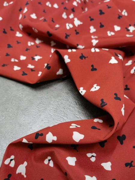 100% Silk 18MM Elastic Crepe DE Chine Spring and Summer New design for Women Fashion Dress