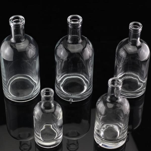 Glass Base Material Vodka Liquor Glass Bottle Different Size For Distilleries