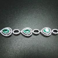 Pulsera asombrosa de plata de la calidad de Tanzanite del corte de la pera para las mujeres