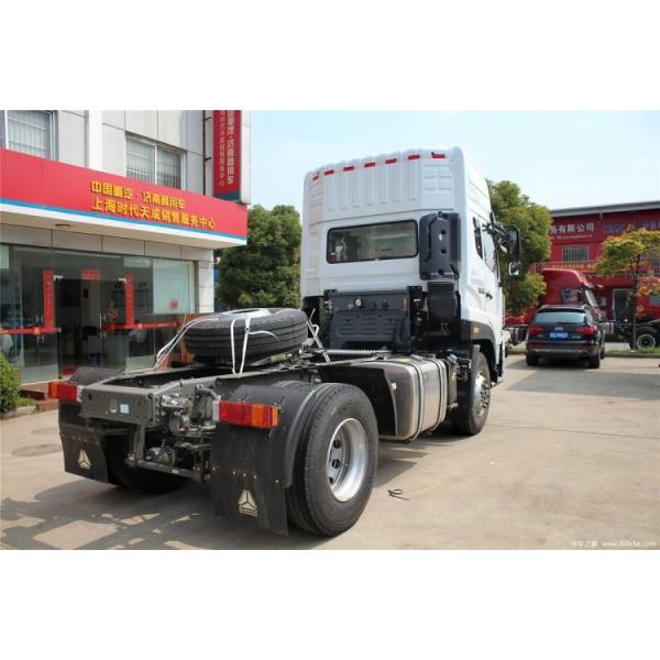 ACC Cruise Control Sinotruk Steyr D7B 380HP 4X2 Traction Truck Head 6.21*2.496*3.875M
