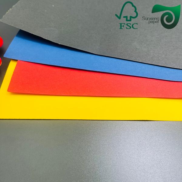 FSC A3 A4 Tamaño Relieve de papel de gaffered 160gsm 230gsm cartón de papel Kraft de varios colores