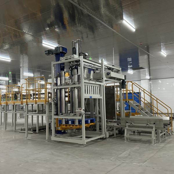 PLC industriel boîtes complètes de boissons palettiseur à grande vitesse 15 kW 380V