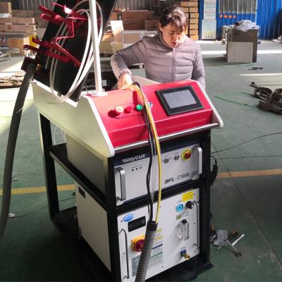 Multifunctional Automatic Laser Welding Machine Continues Working With Wobble Head